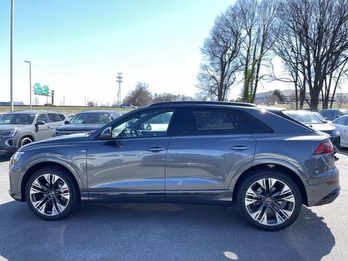 2025 Audi Q8 55 Prestige