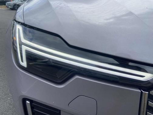2026 Volvo XC90 B5 Plus 6-Seater