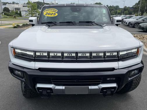 Interstellar White 2025 GMC HUMMER EV SUV 3X