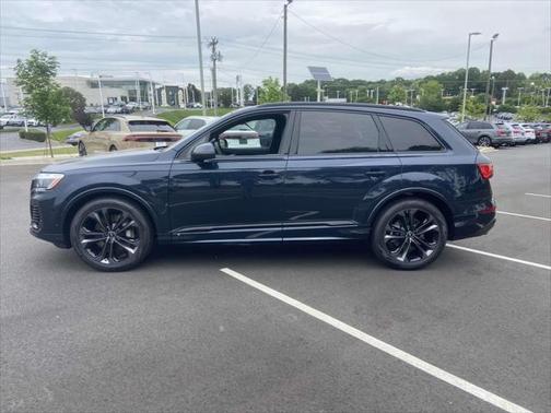 2025 Audi Q7 55 Prestige