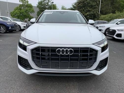 2022 Audi Q8 55 Premium