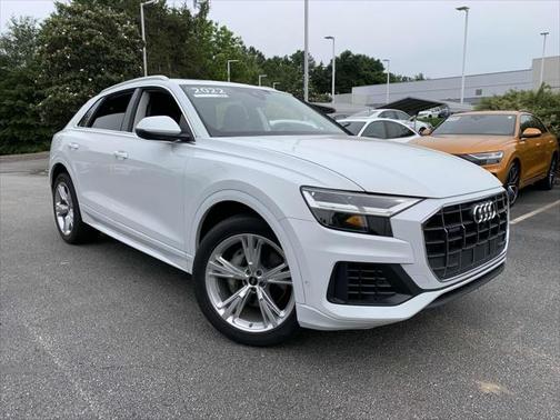 2022 Audi Q8 55 Premium