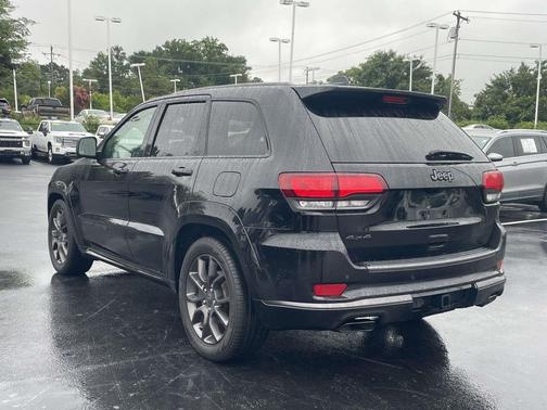 Diamond Black Crystal Pearlcoat 2020 Jeep Grand Cherokee High Altitude