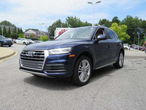 Navarra Blue Metallic 2018 Audi Q5 2.0T Tech Premium