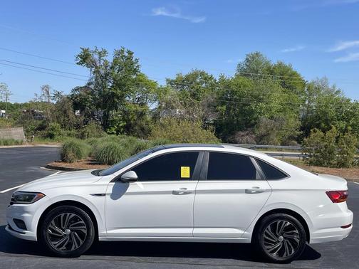 2019 Volkswagen Jetta 1.4T SEL Premium