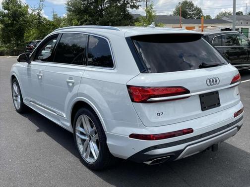 2025 Audi Q7 55 Prestige