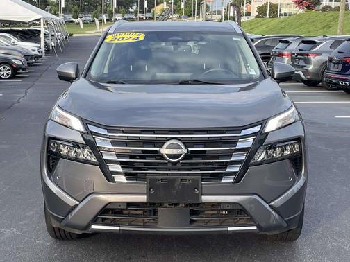 Gun Metallic 2024 Nissan Rogue SL
