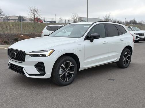 2026 Volvo XC60 Plug-In Hybrid Core, T8 AWD Electric/Gasoline, Dark