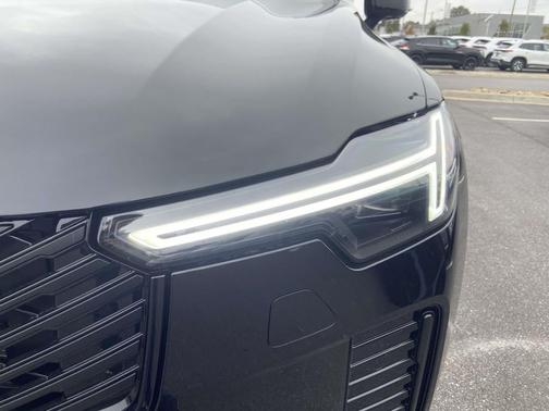 2026 Volvo XC90 B6 Ultra Dark Theme 7-Seater