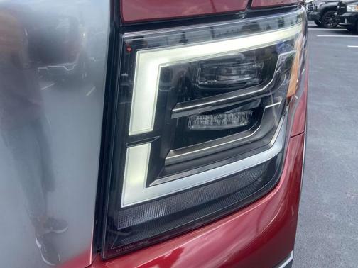 2021 Nissan Titan Platinum Reserve
