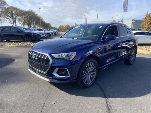 2022 Audi Q3 40 Premium