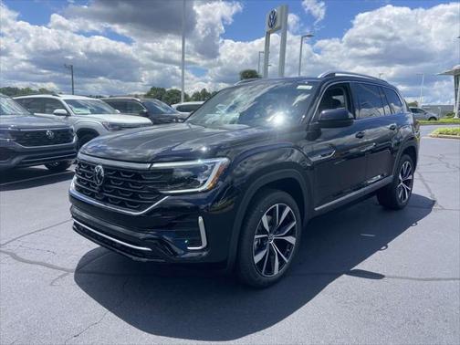 2025 Volkswagen Atlas 2.0T SEL Premium R-Line 4MOTION