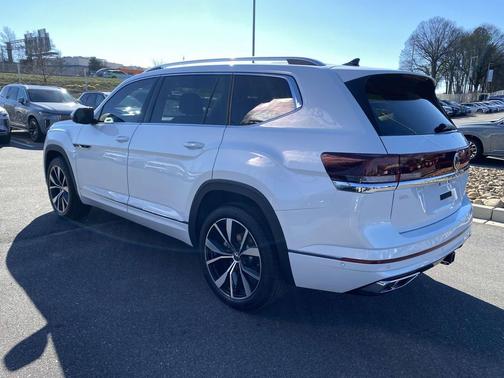 2026 Volkswagen Atlas 2.0T SEL Premium R-Line 4MOTION