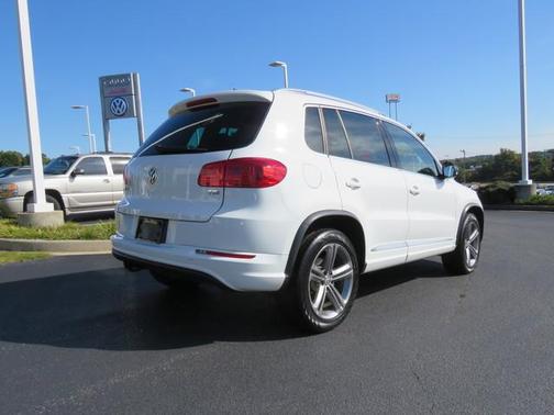 2017 Volkswagen Tiguan 2.0T Sport