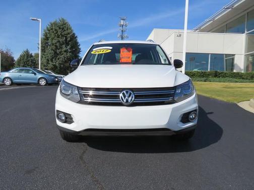 2017 Volkswagen Tiguan 2.0T Sport