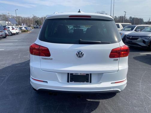 2017 Volkswagen Tiguan 2.0T Sport