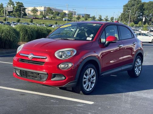 Rosso Amore (Red Tri-Coat) 2016 FIAT 500X Easy