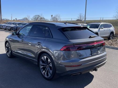 2025 Audi Q8 55 Prestige