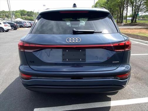 2025 Audi Q6 e-tron Premium Plus quattro
