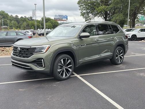 Avocado Green Pearl 2026 Volkswagen Atlas 2.0T SEL Premium R-Line 4MOTION