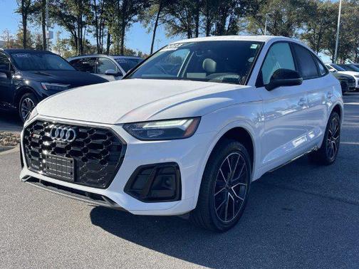 Glacier White Metallic 2023 Audi SQ5 3.0T Premium Plus