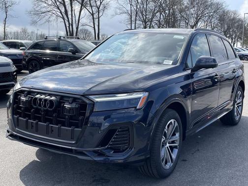 2026 Audi Q7 55 Premium