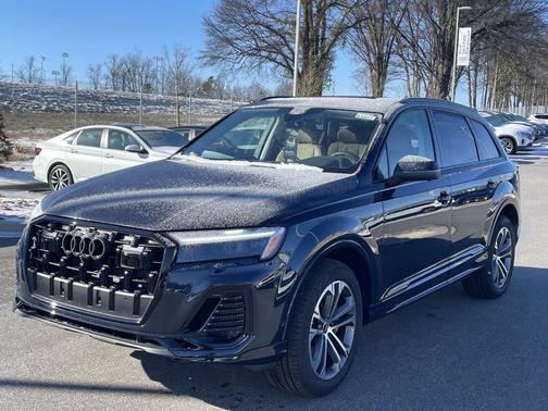 2026 Audi Q7 55 Premium