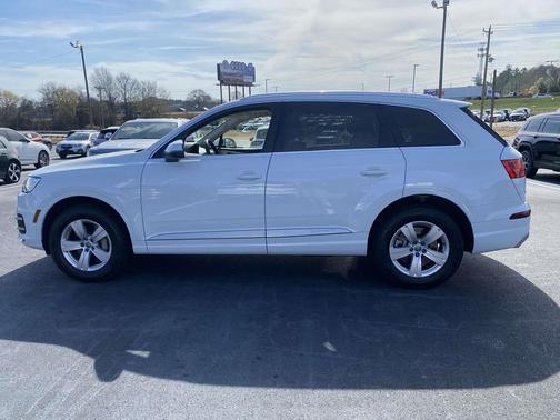 2019 Audi Q7 45 Premium Plus