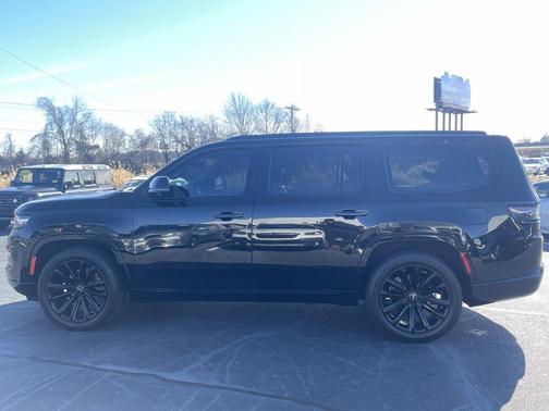 2022 Jeep Grand Wagoneer Series I 4x4