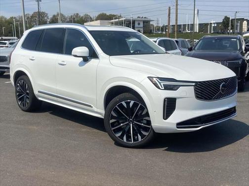 2025 Volvo XC90 Plug-In Hybrid T8 Plus 7-Seater