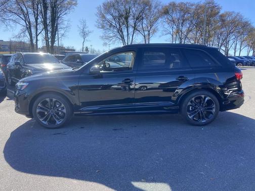 2026 Audi Q7 55 Premium Plus