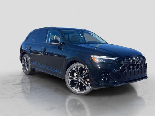 2026 Audi Q7 55 Premium Plus
