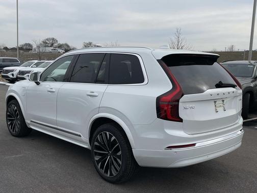 2026 Volvo XC90 Plug-In Hybrid Core, T8 AWD, Electric/Gasoline, Bright, 7 Seats