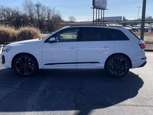 2026 Audi Q7 55 Prestige