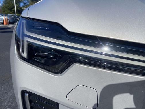 2025 Volvo XC90 B6 Plus 7-Seater