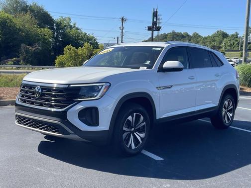 White 2026 Volkswagen Atlas Cross Sport 2.0T SE