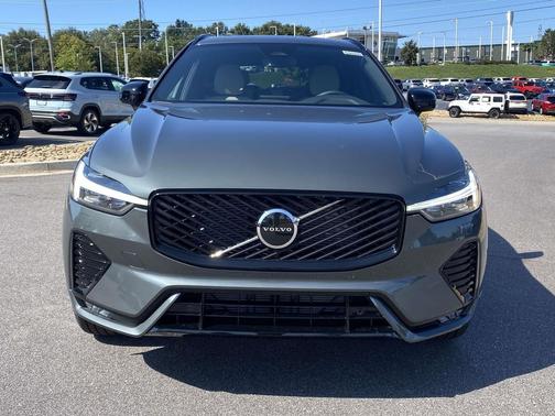 2026 Volvo XC60 B5 Core