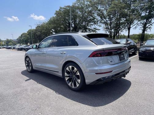 Satellite Silver Metallic 2026 Audi Q8 55 Premium Plus