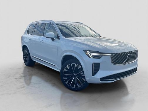 2026 Volvo XC90 B6 Ultra 7-Seater