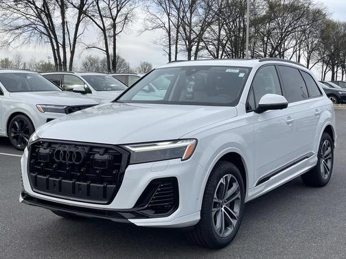 White 2026 Audi Q7 45 Premium