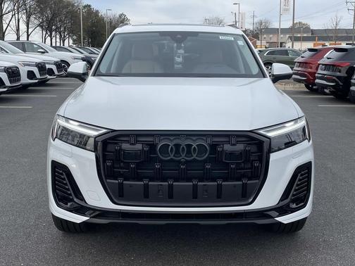 White 2026 Audi Q7 45 Premium