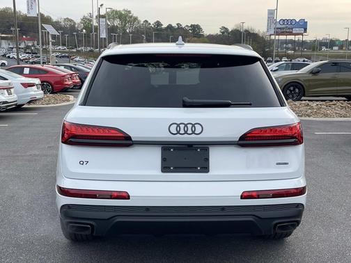 White 2026 Audi Q7 45 Premium