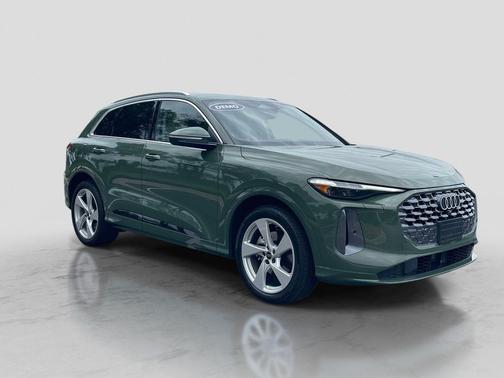 District Green Metallic 2025 Audi Q5 Prestige TFSI quattro S tronic