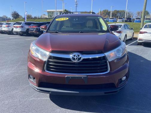 2015 Toyota Highlander LE