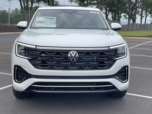 White 2026 Volkswagen Atlas 2.0T SEL Premium R-Line 4MOTION