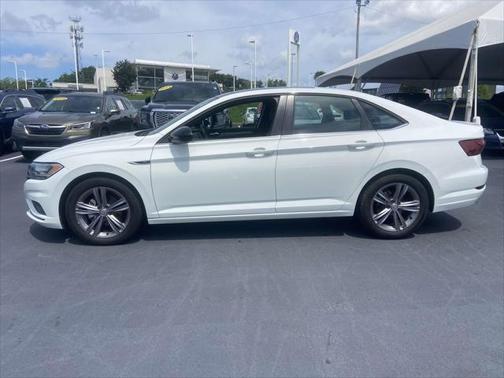 2021 Volkswagen Jetta 1.4T R-Line