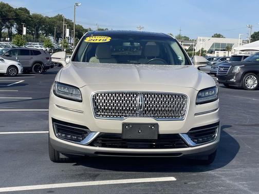Ceramic Pearl Metallic Tri-Coat 2019 Lincoln Nautilus Reserve