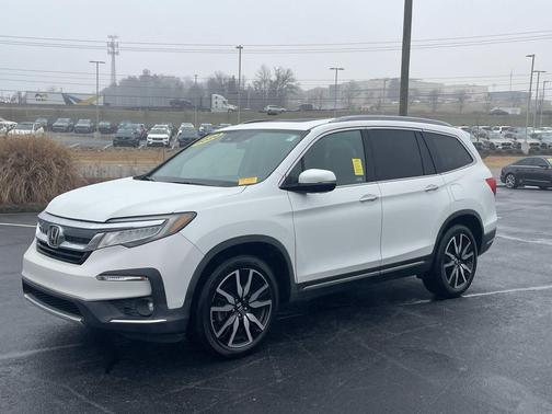 2020 Honda Pilot Touring 8-Passenger
