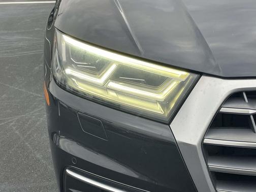 2018 Audi Q5 2.0T Tech Premium