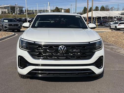 2026 Volkswagen Atlas Cross Sport 2.0T SEL Premium